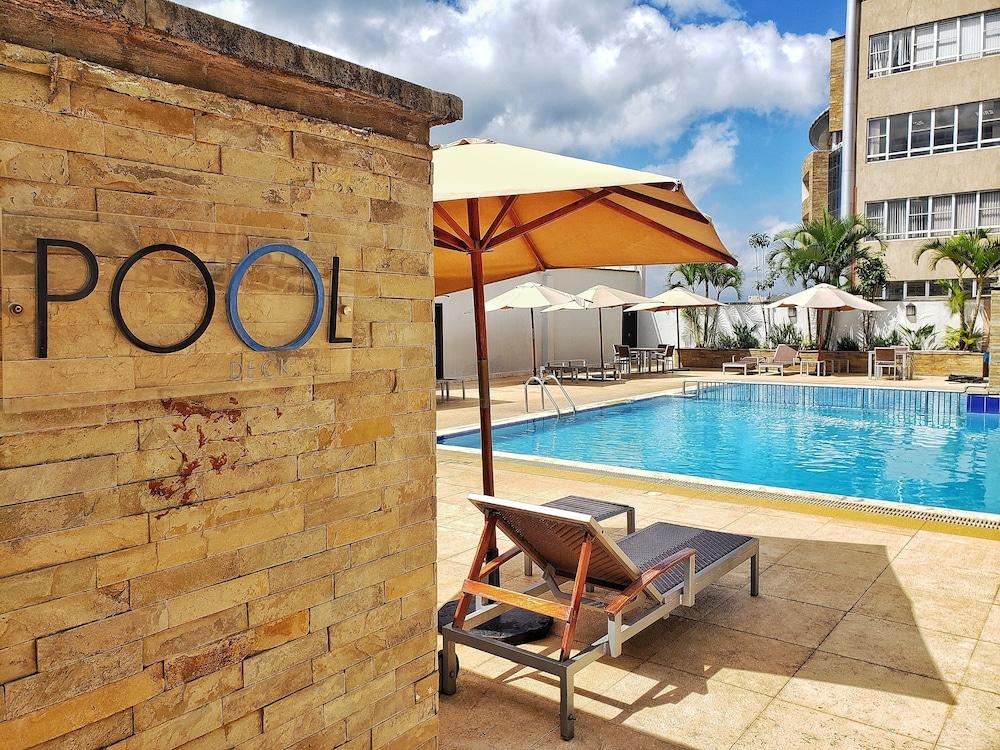 The Boma Nairobi Hotel Exterior photo The pool at the hotel